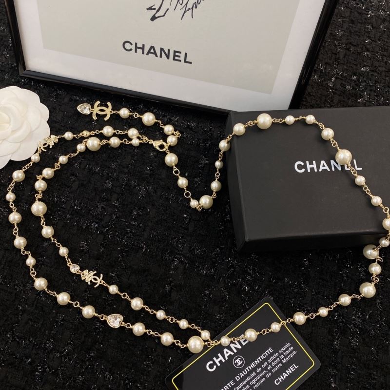 Ch**el waist chain